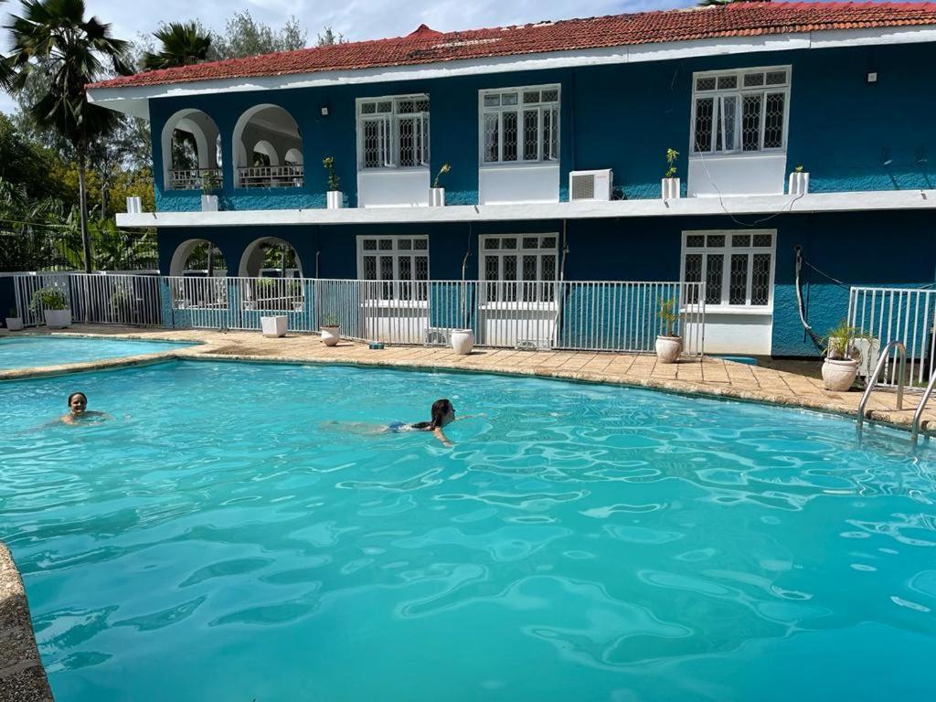 Gallivanters Hostel Dar es Salaam Exterior foto