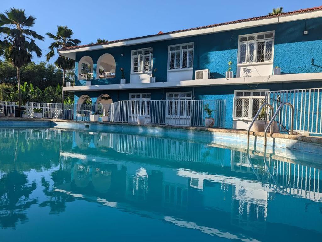 Gallivanters Hostel Dar es Salaam Exterior foto